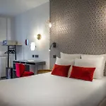 Hotel Royal Opéra 3*