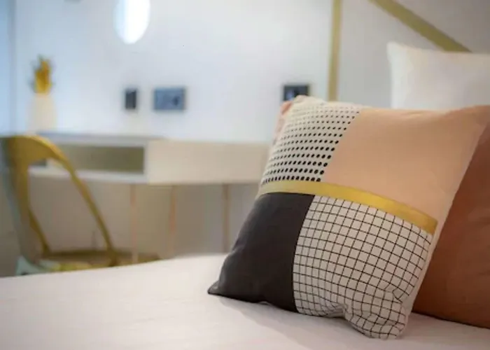 ロイヤル オペラ 3* パリ