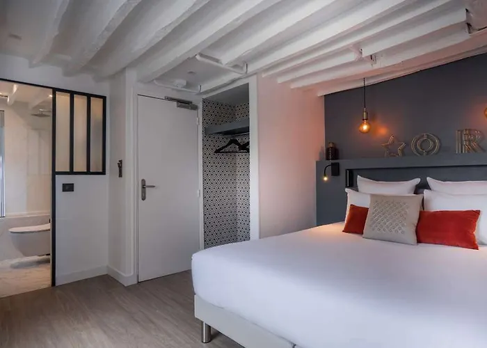 ロイヤル オペラ 3* パリ