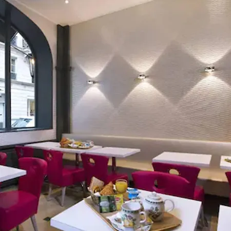 Hotel Royal Opera Paryż