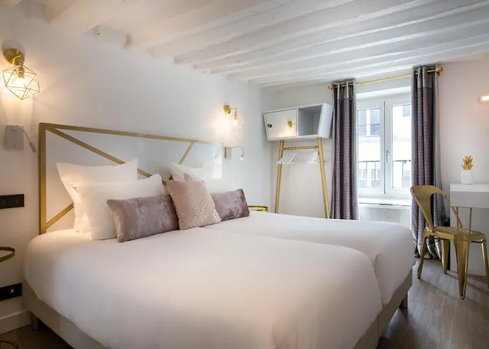 Royal Opéra Hotel 3*